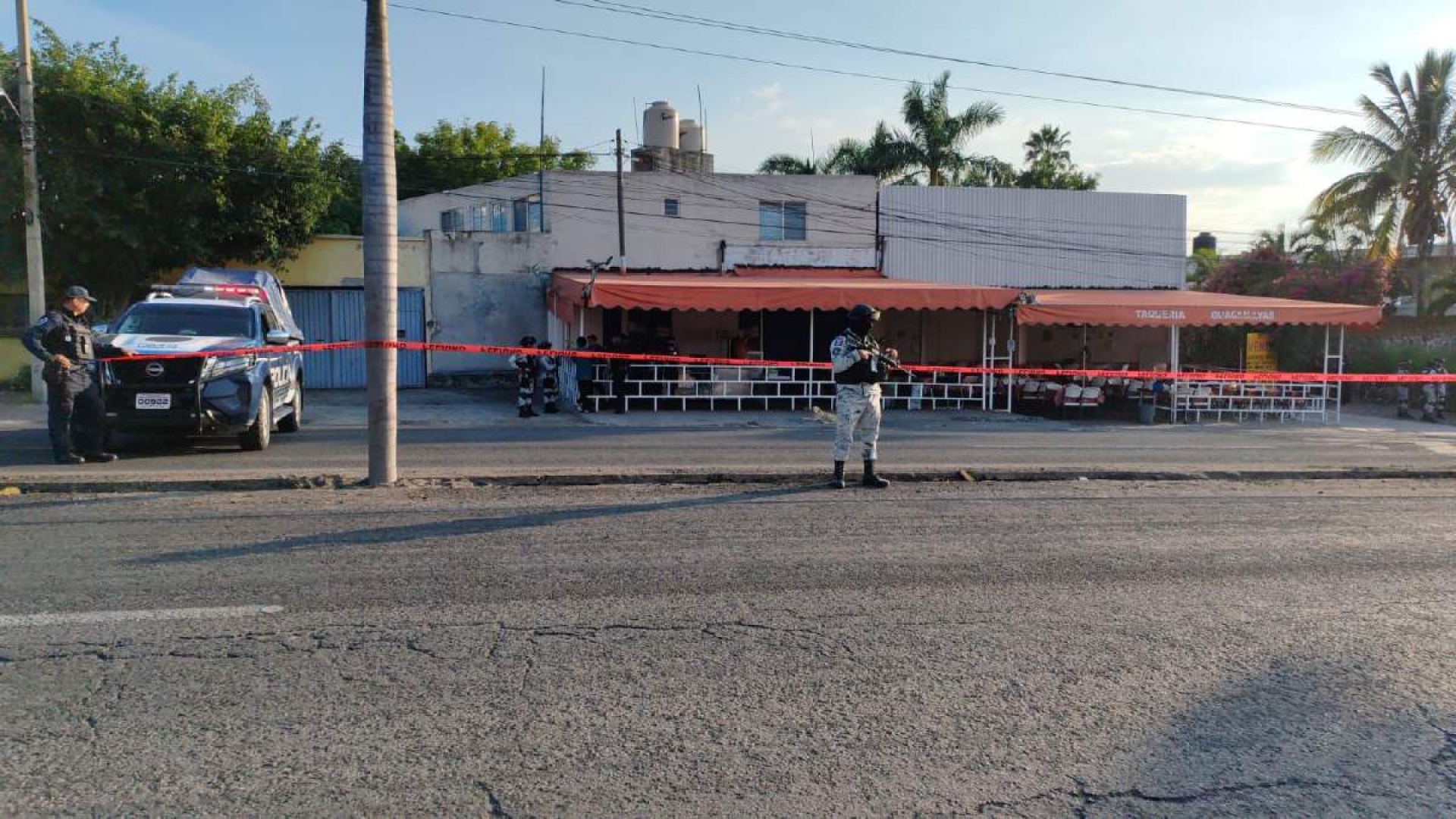 Disparan contra taquería en Cocoyoc