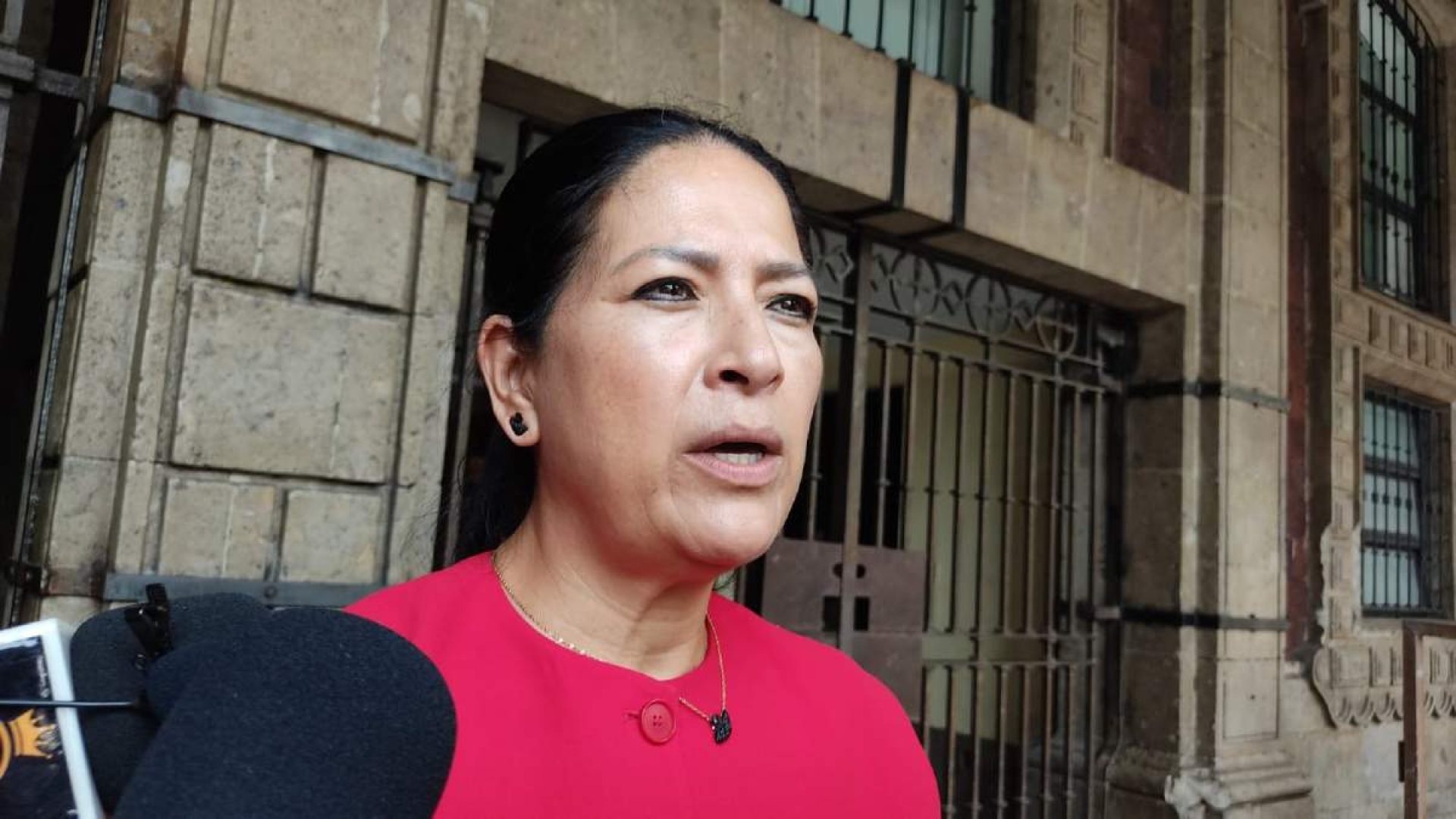 Instruye gobernadora gestión de recursos