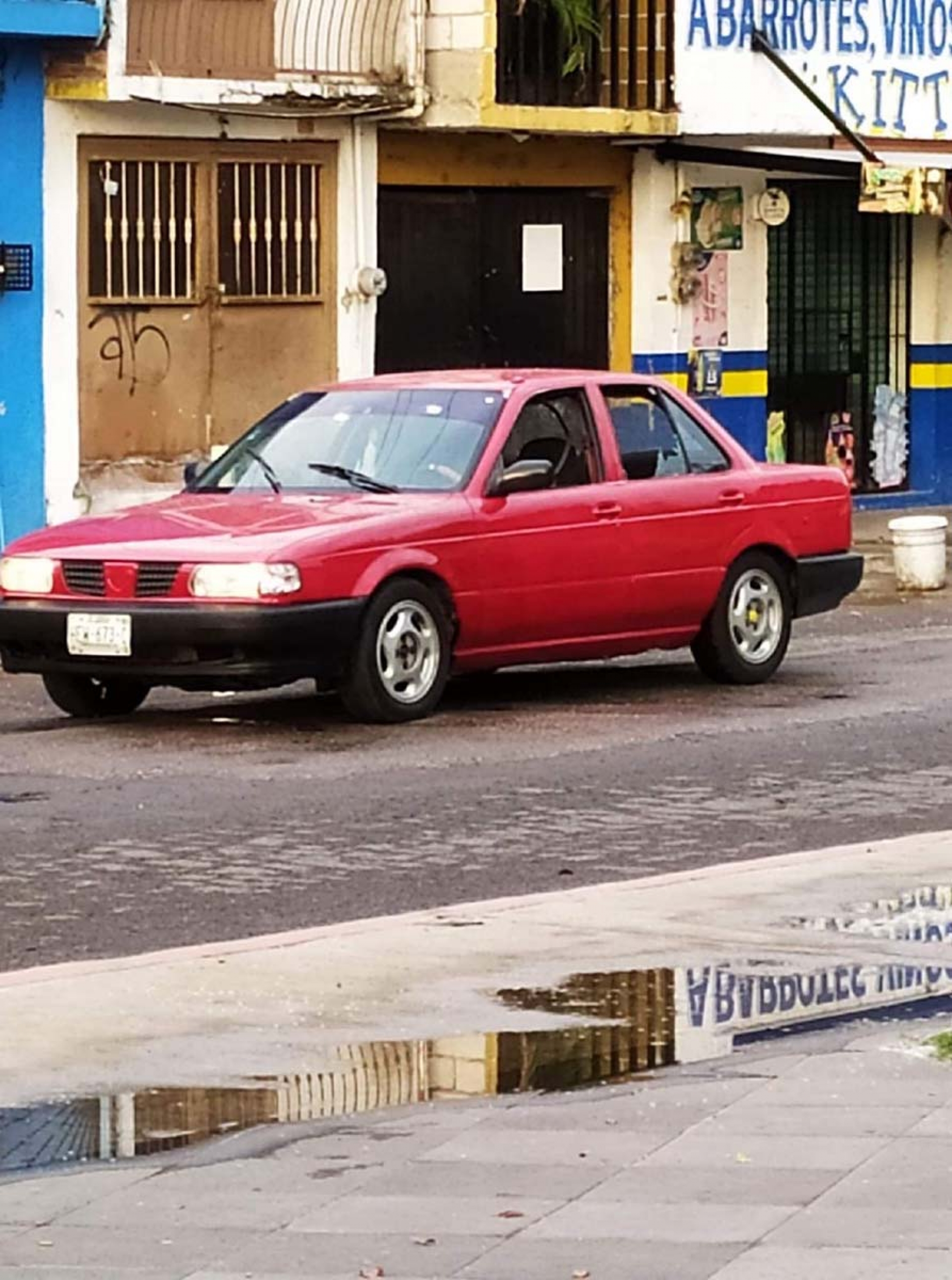 Hieren a balazos a un policía en Yautepec
