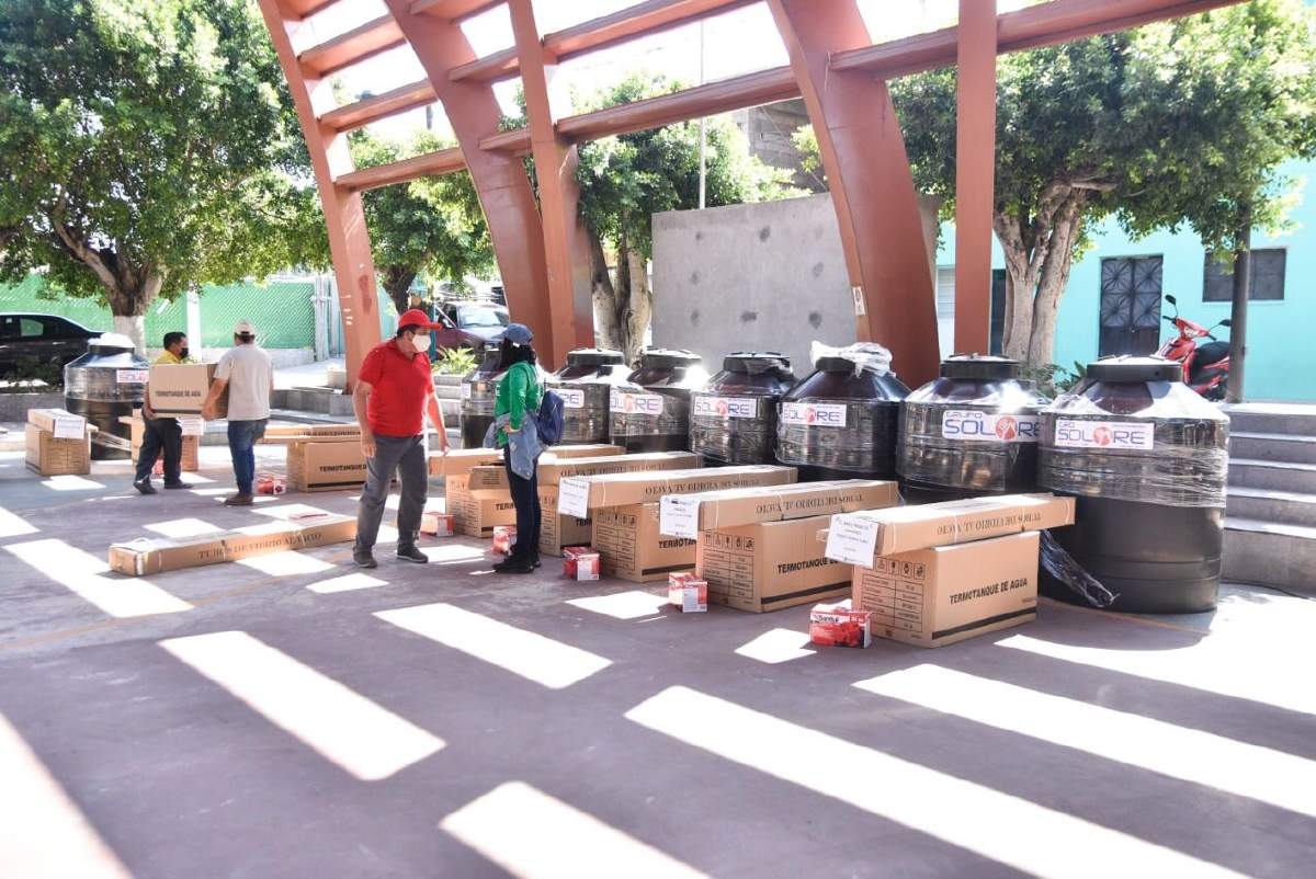 Realizan nueva entrega de paquetes solares a bajo costo en Jojutla