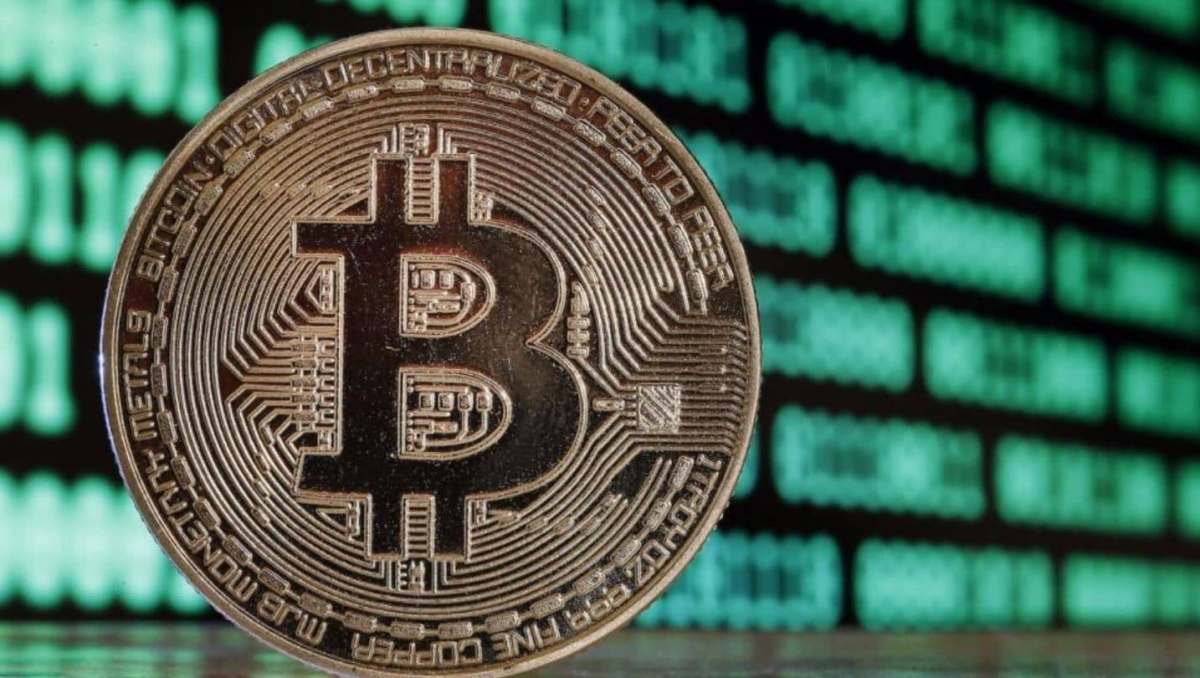 Bitcoin alcanza un nuevo máximo histórico por encima de los 66,000 dólares