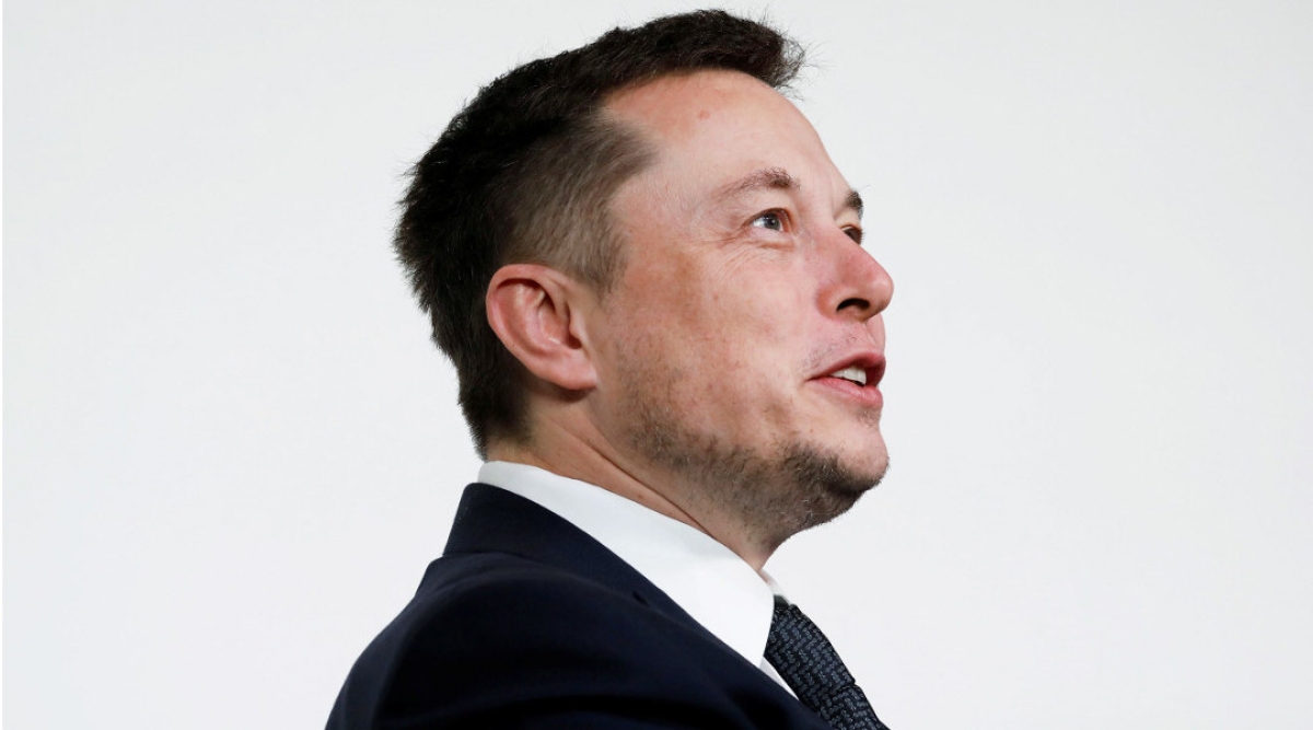 Elon Musk promete que Tesla fabricará una pickup eléctrica