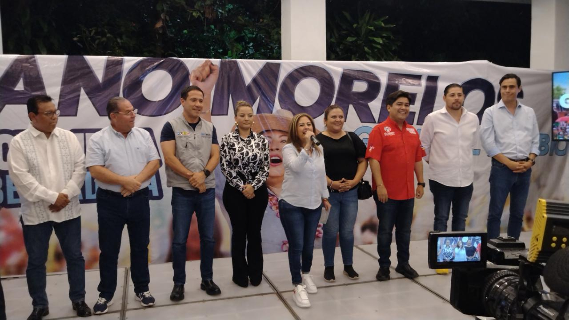 Lucía Meza dice que tiene 'de tres a cinco puntos de ventaja'