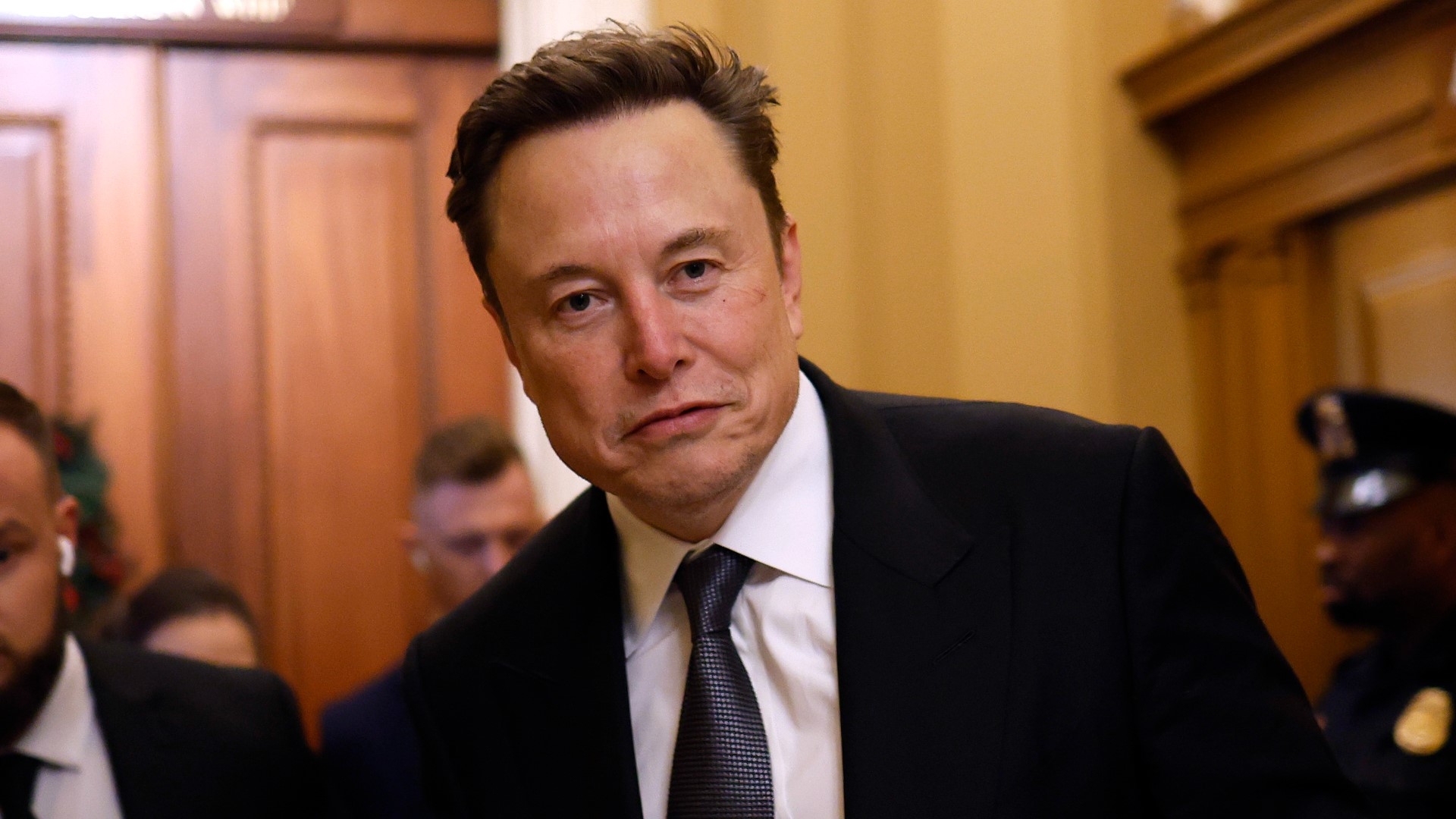 Elon Musk impulsa boicot contra Netflix por serie animada con protagonista transgénero