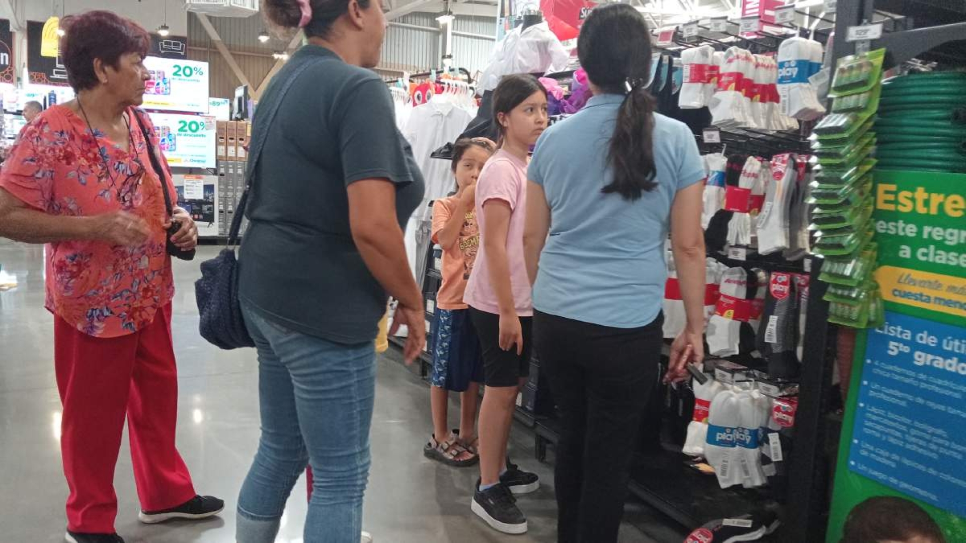 Sólo crecieron 5% ventas por regreso a clases: Canacope