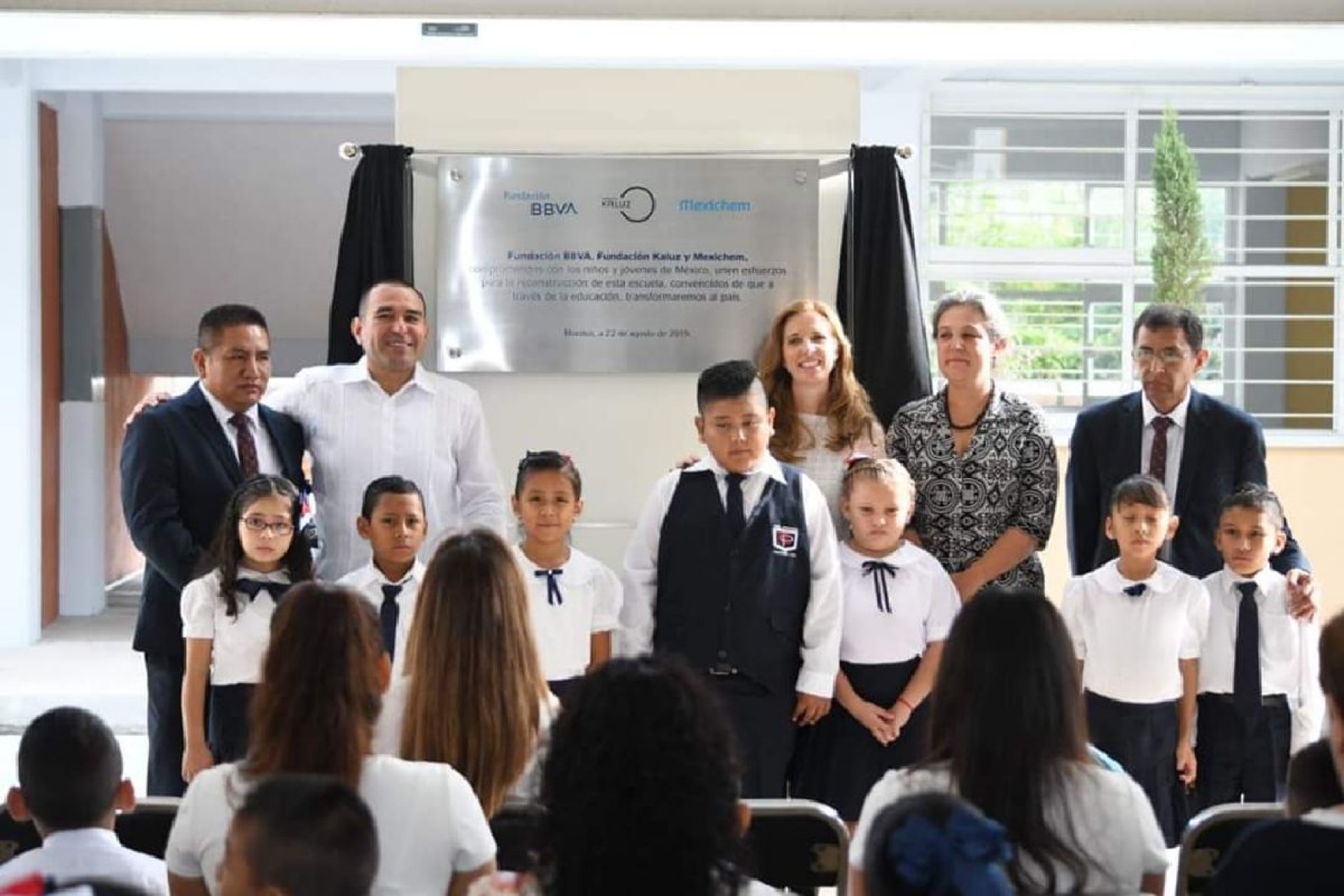 Inauguran reconstrucción de primaria en Yautepec