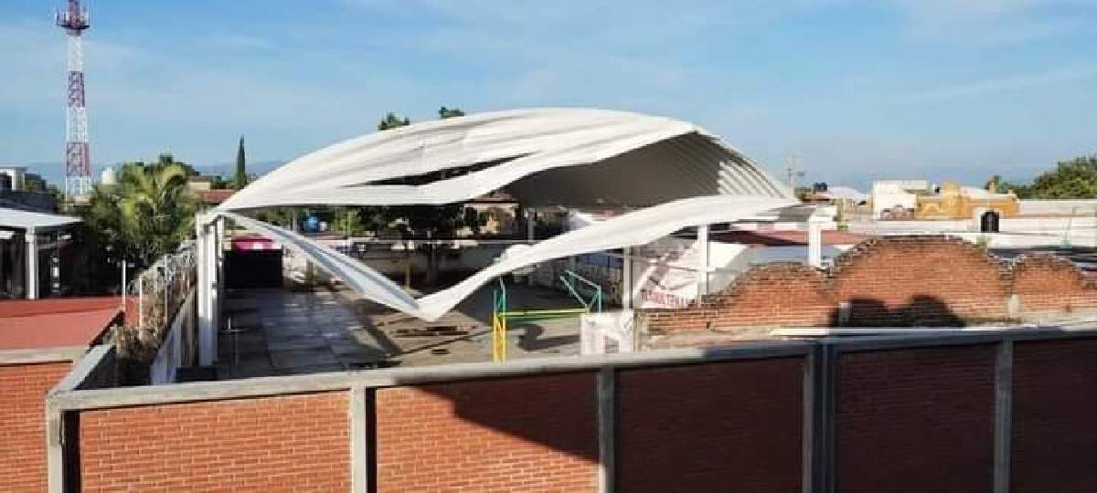 Se vuelve a dañar techumbre de ayudantía de Tlaquiltenango