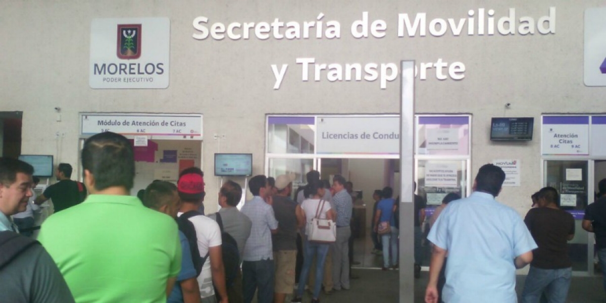 ⁠⁠⁠Se quejan automovilistas por fallas en el sistema informático de la SMyT