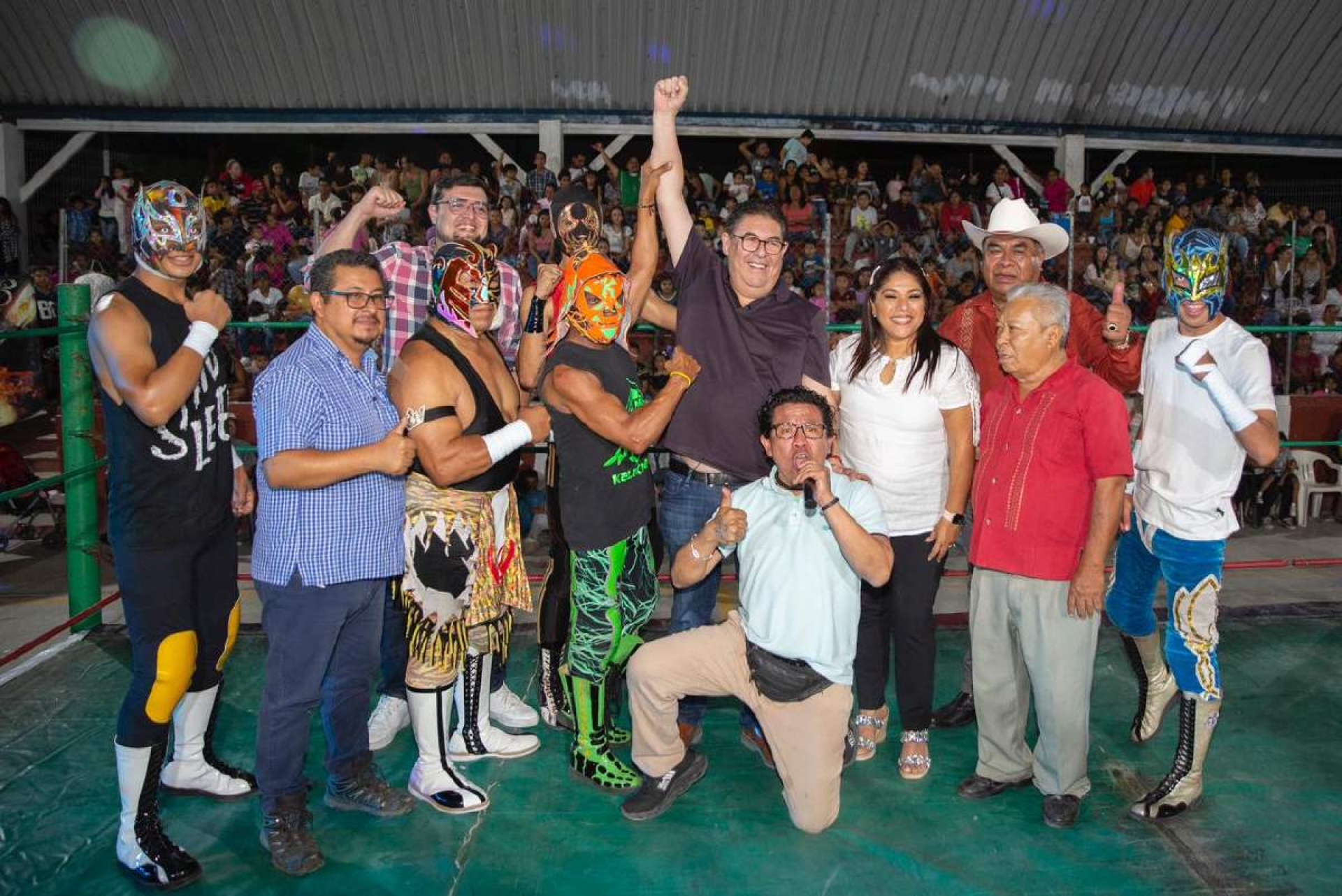 Festeja Víctor Mercado un aniversario más de la colonia Josefa Ortiz de Domínguez