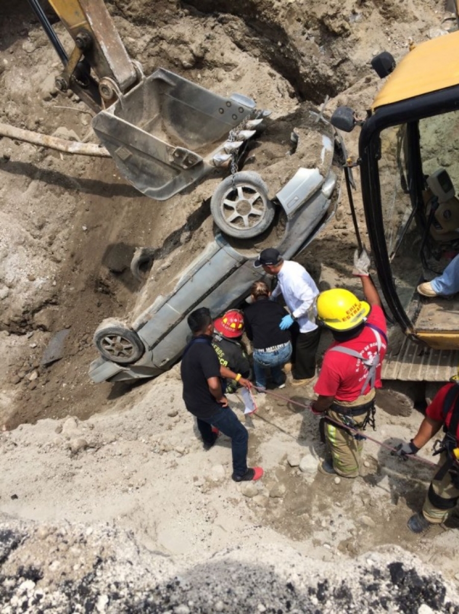 Víctimas del socavón fallecieron de asfixia: autopsia