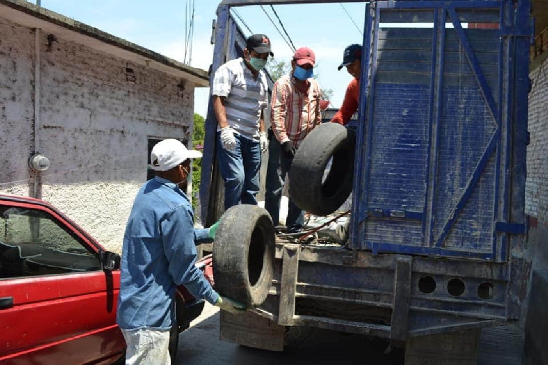 Piden evitar criaderos del mosquito