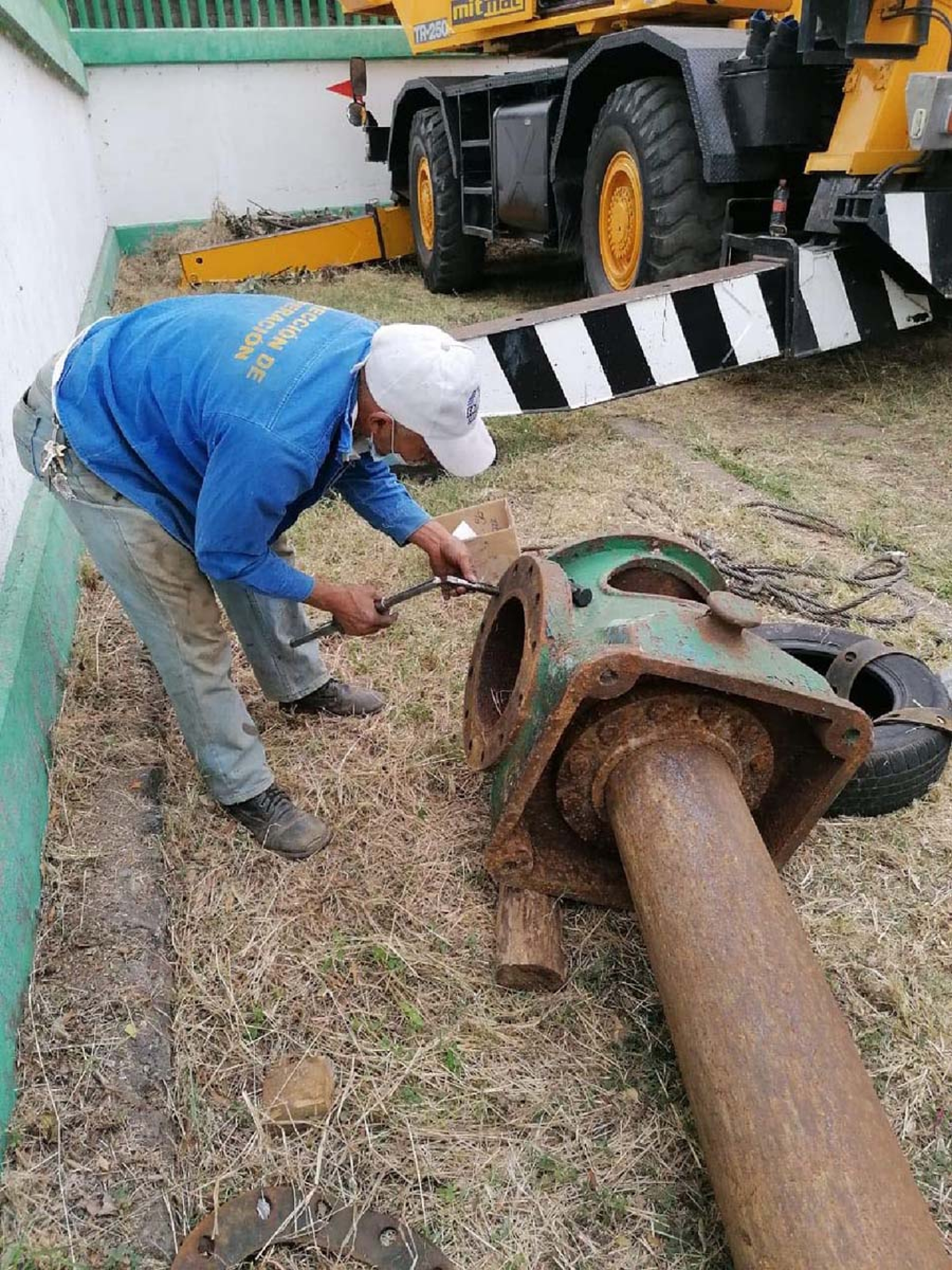 Restablecen servicio de agua potable en la colonia Antonio Barona