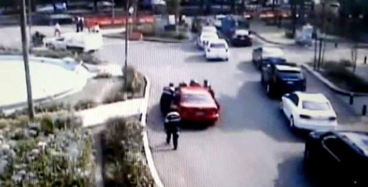 Surge #LadySiCirculo, atropella a policías en CDMX
