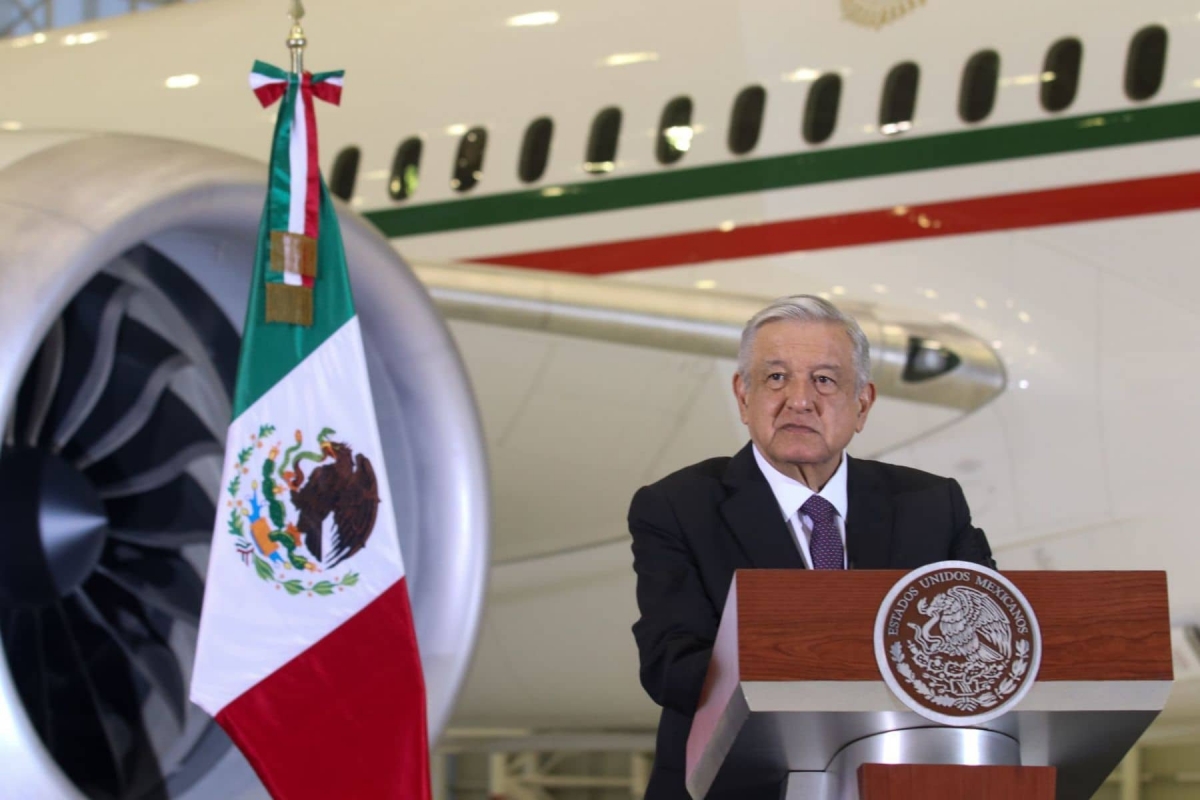 "Aunque esté parado el avión presidencial, se ahorran millones": AMLO