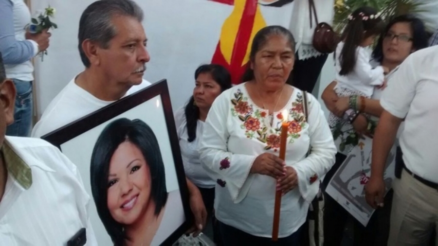 Proponen a la madre de Gisela Mota para la alcaldía de Temixco