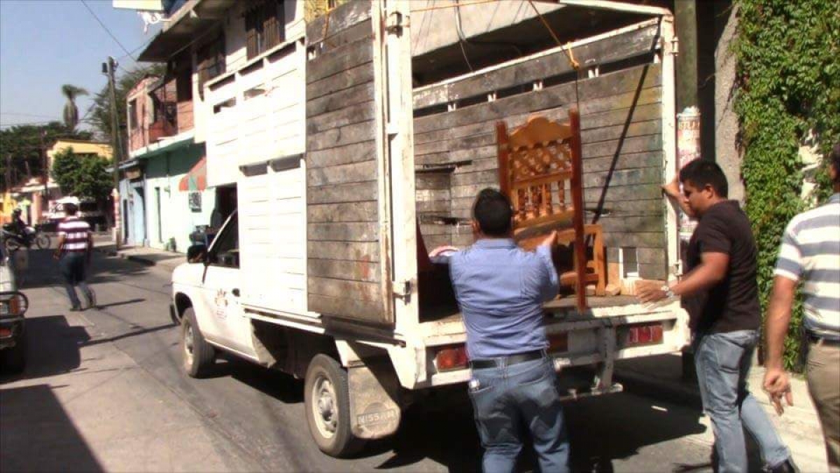 Realizan operativo para retirar “apartados” de las calles de Jojutla