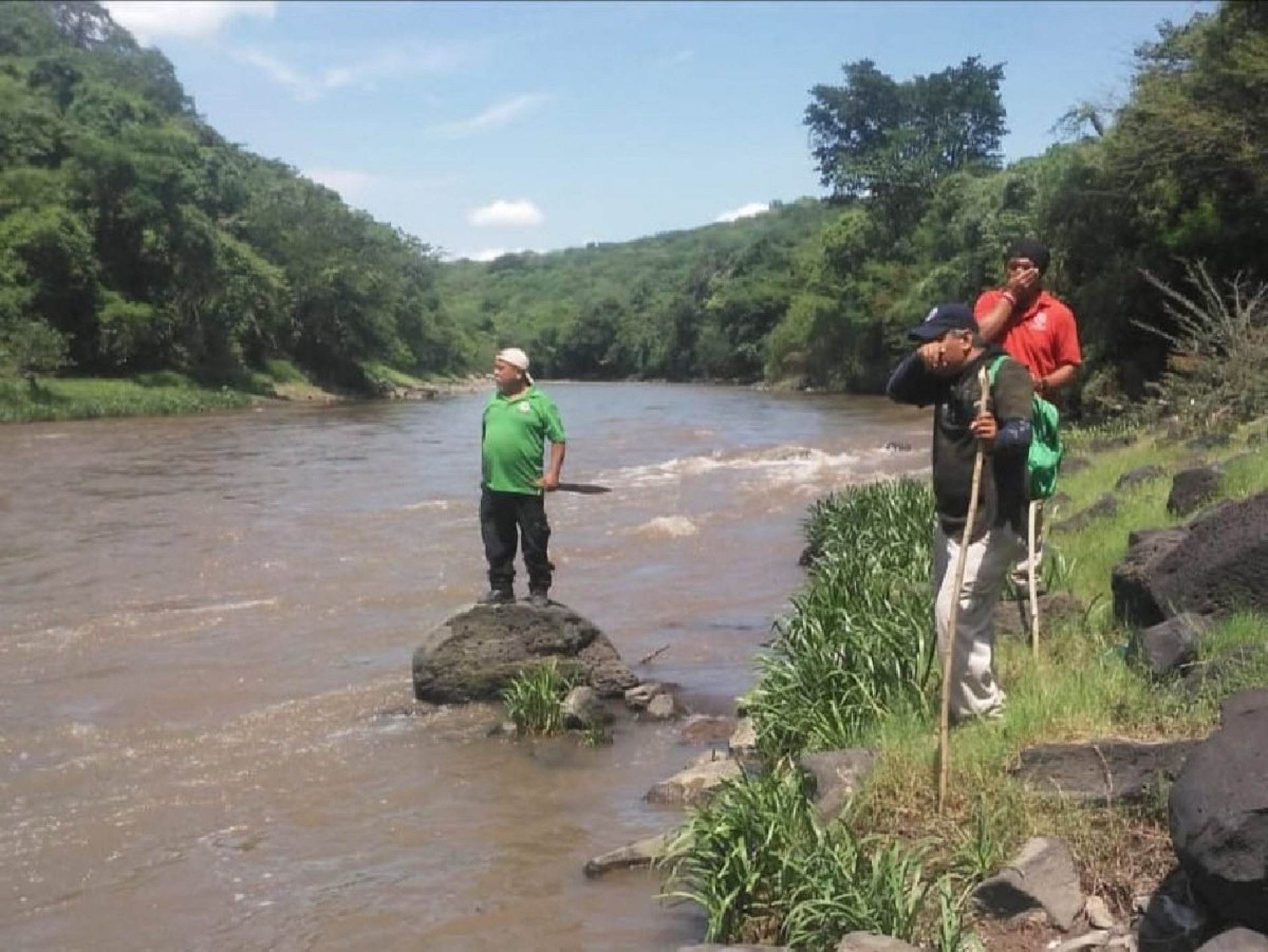 Llaman a no exponerse en las corrientes de los ríos