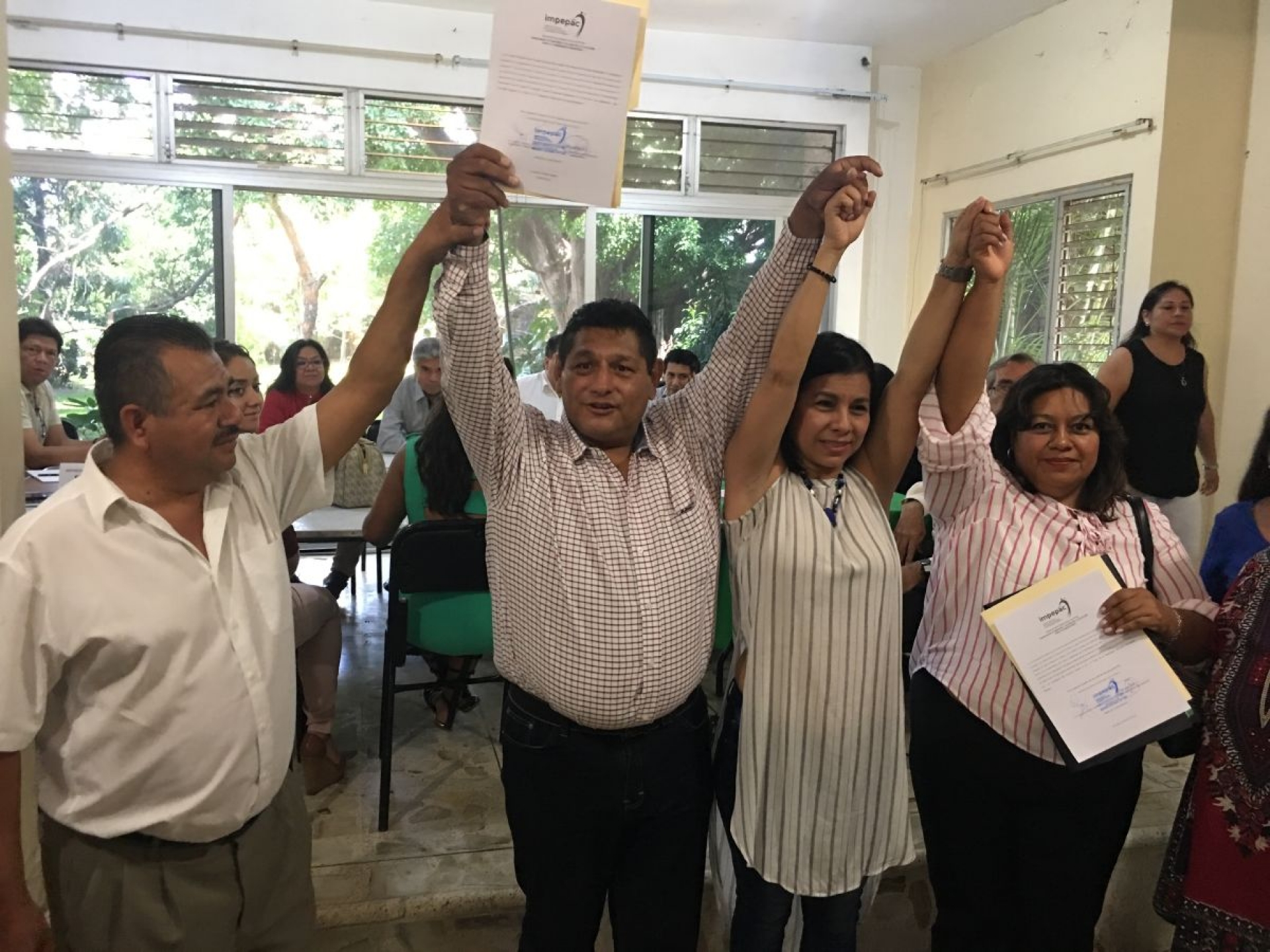 Recibe Jesús Corona constancia de mayoría que lo acredita como alcalde de Cuautla