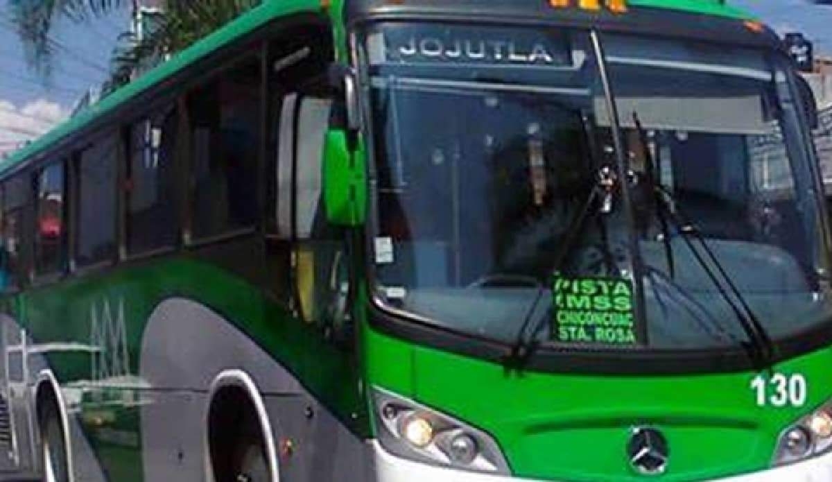 Asaltan un autobús en Tepetzingo