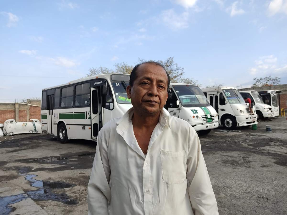 Ignora las agresiones de los pasajeros para evitar ser castigado