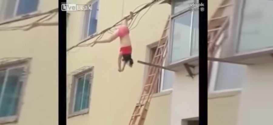Trata de huir de la casa de su amante y así terminó...