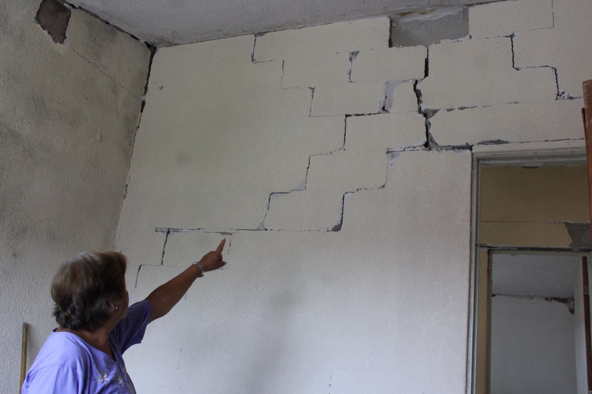 Unas 200 viviendas quedaron inutilizables en la unidad habitacional Rinconada Acolapa
