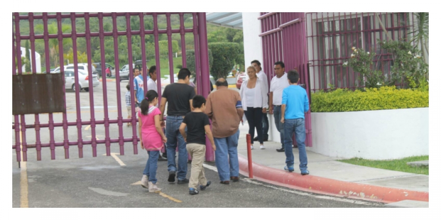 Impiden el ingreso de deudos a un cementerio en Emiliano Zapata