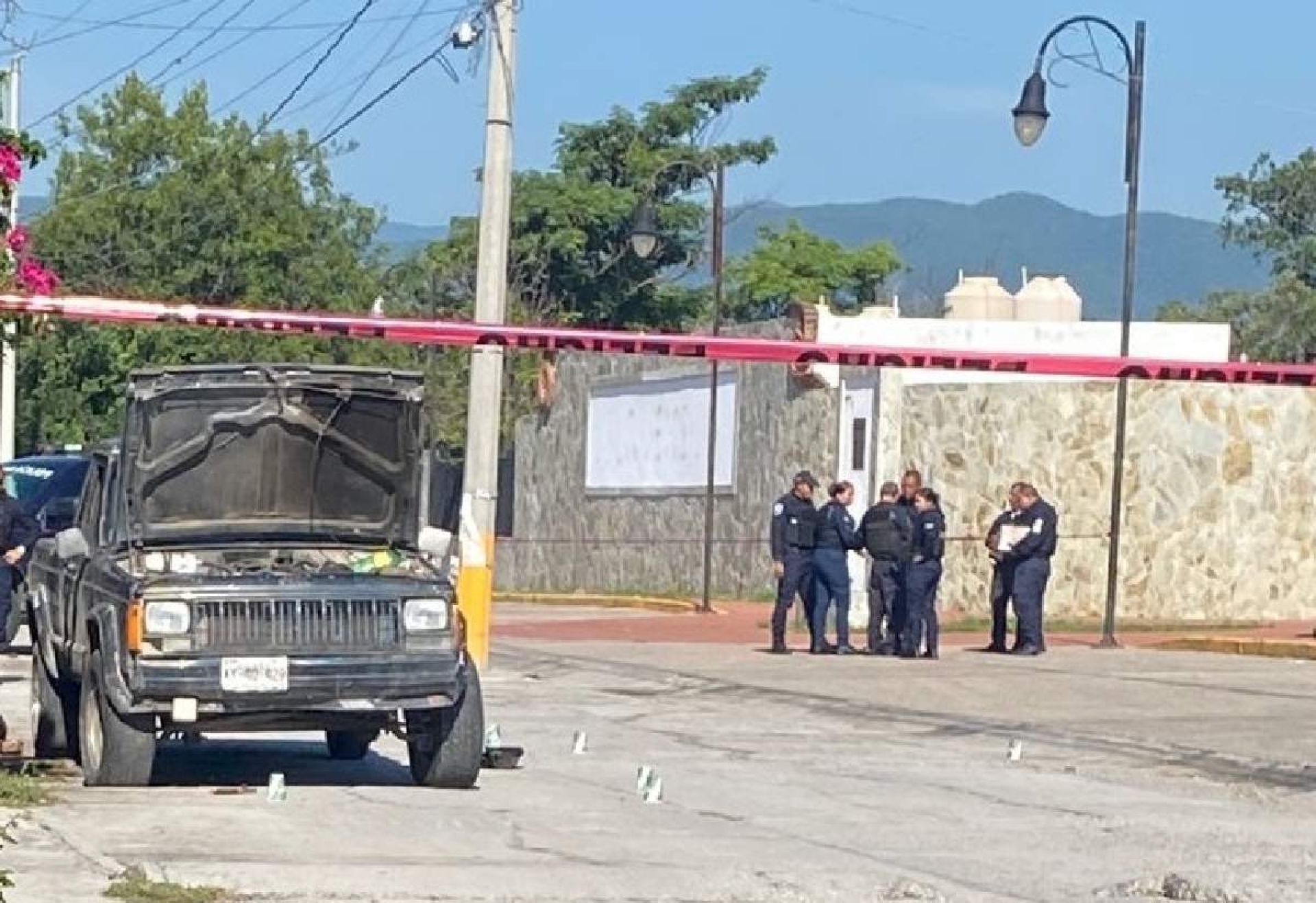 Fue asesinado mientras revisaba su camioneta