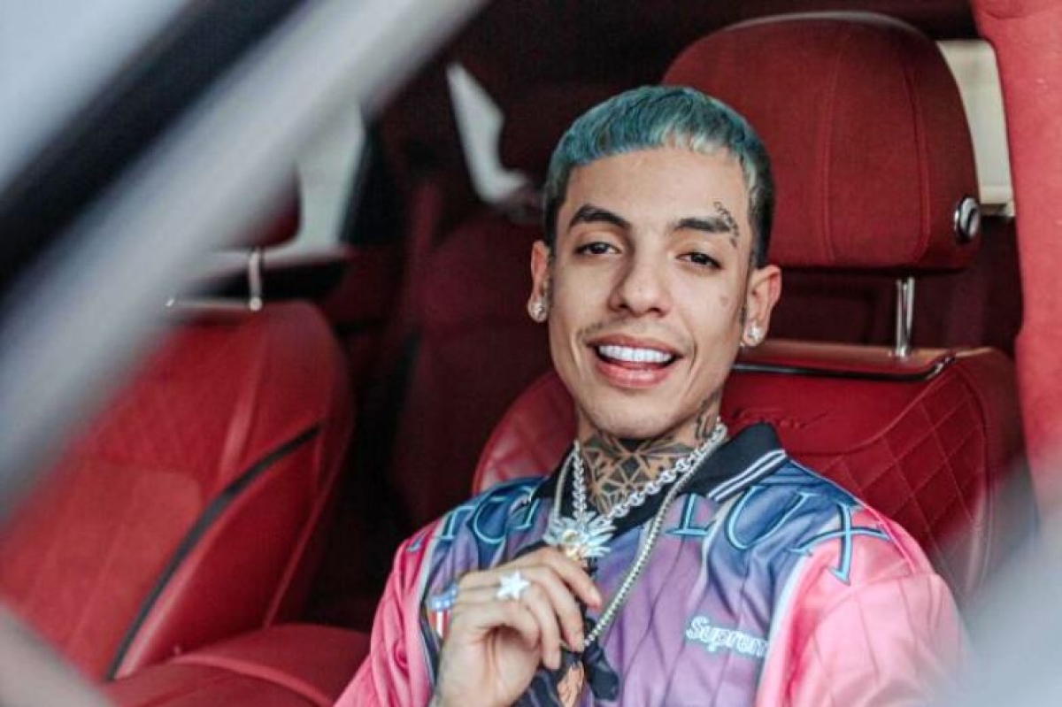 Natanael Cano exige a sus fans que no le pidan fotos en la calle