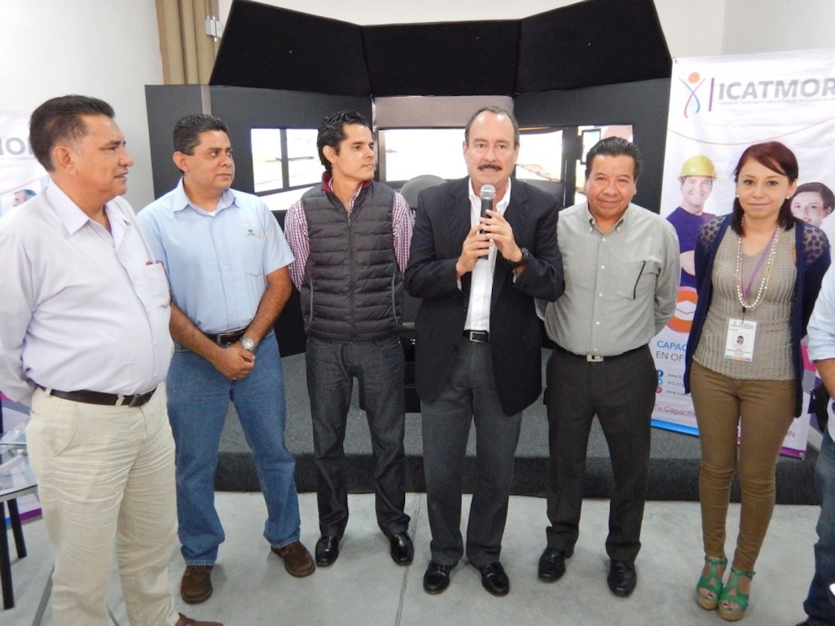 Casi 800 choferes han tramitado su gafete de operador certificado