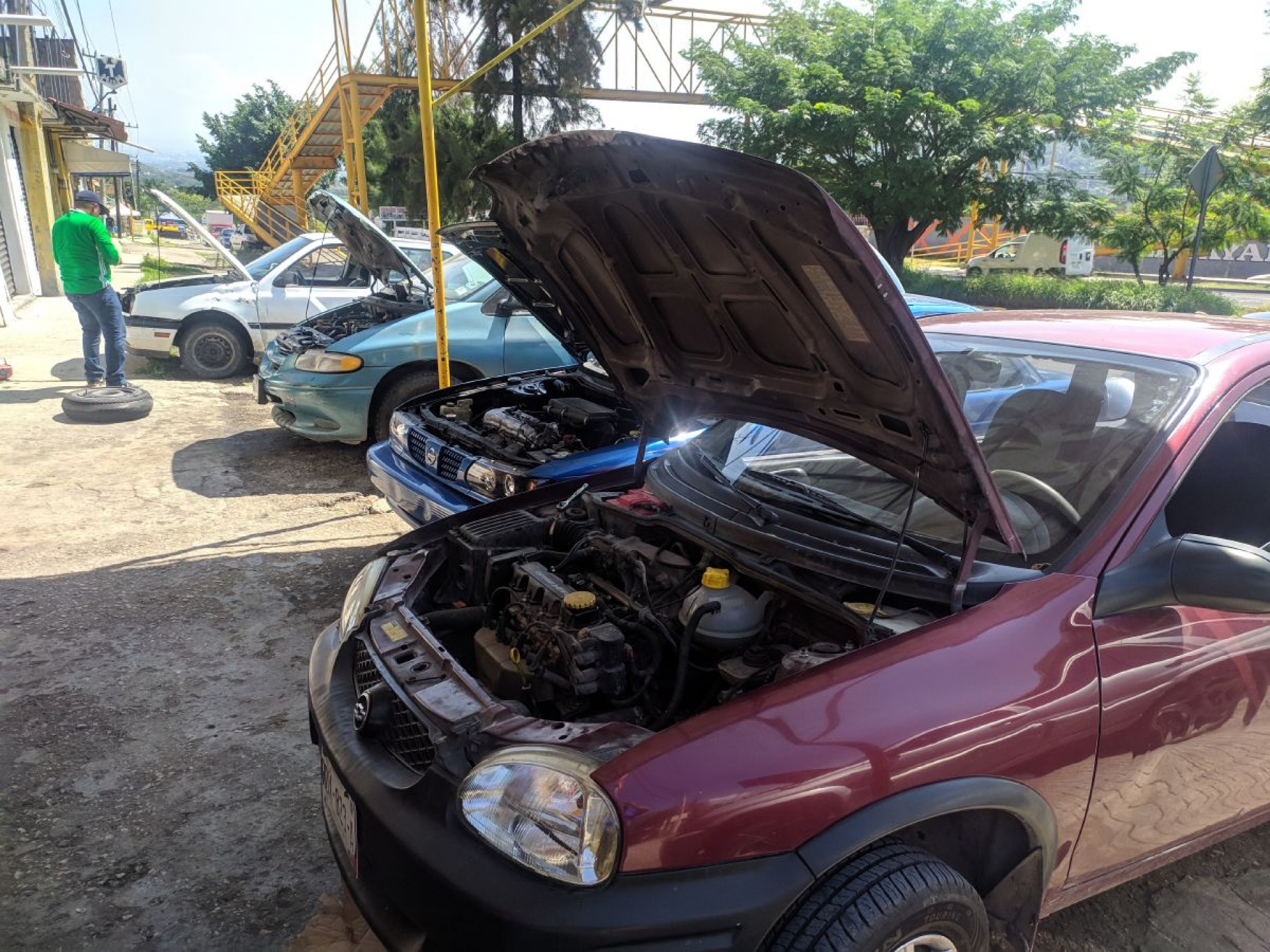 Su taller mantuvo la clientela