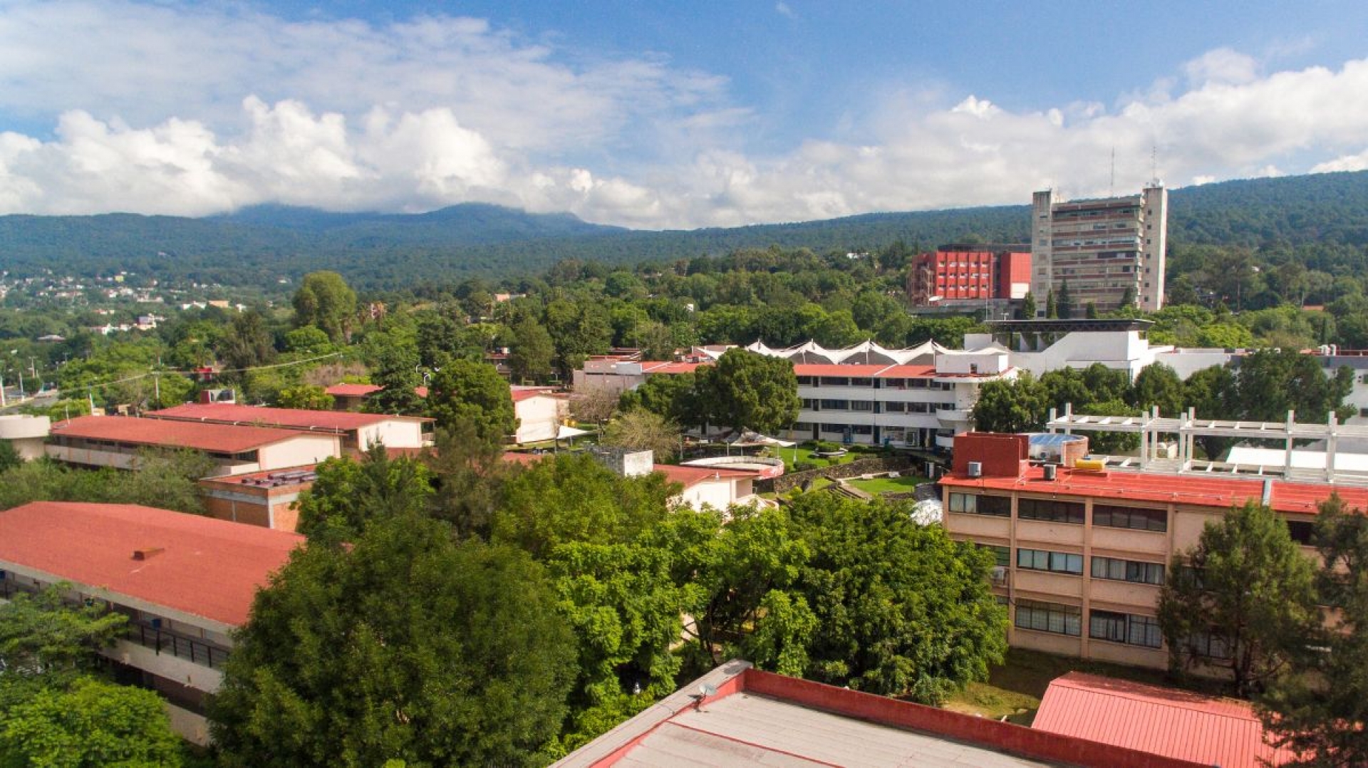Confirma TFJA responsabilidad de dos exfuncionarios más de UAEM por Estafa Maestra