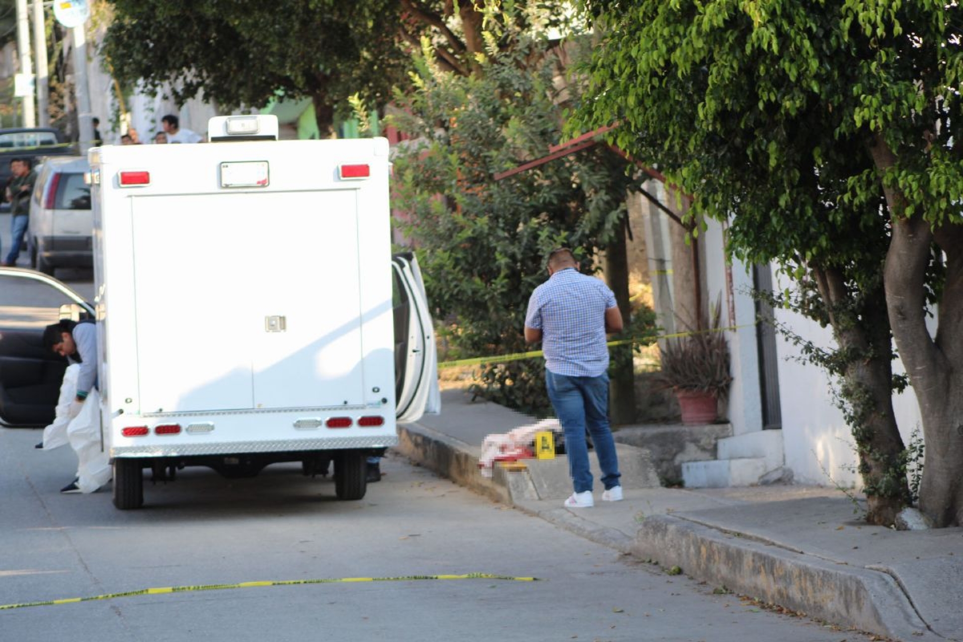 Dejan un cadáver desmembrado en dos municipios