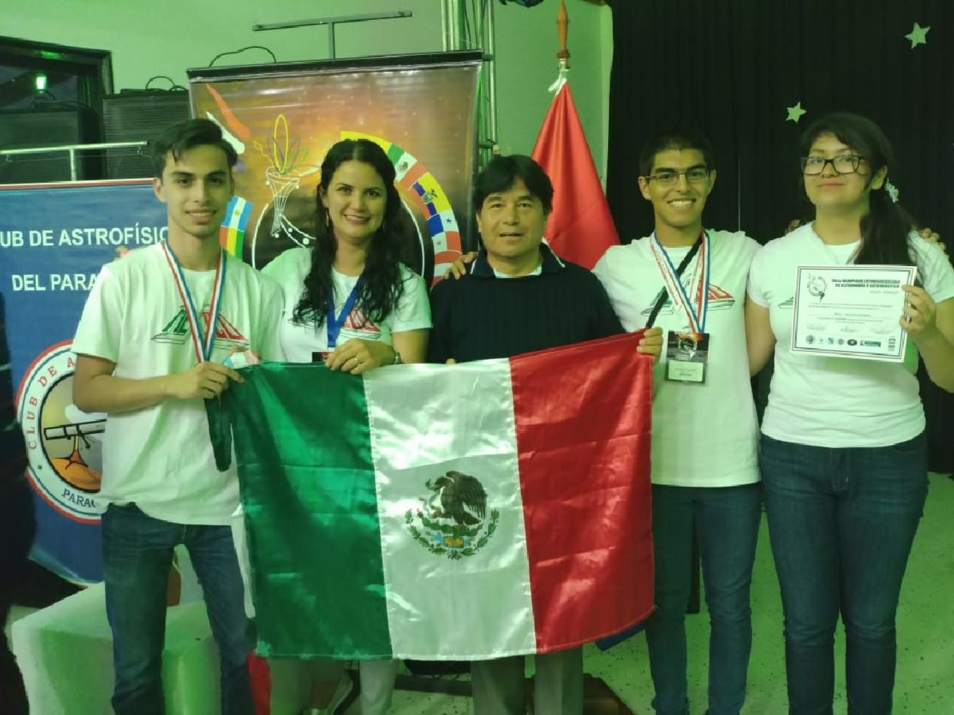 Triunfan estudiantes mexicanos en Olimpiada Latinoamericana de Astronomía