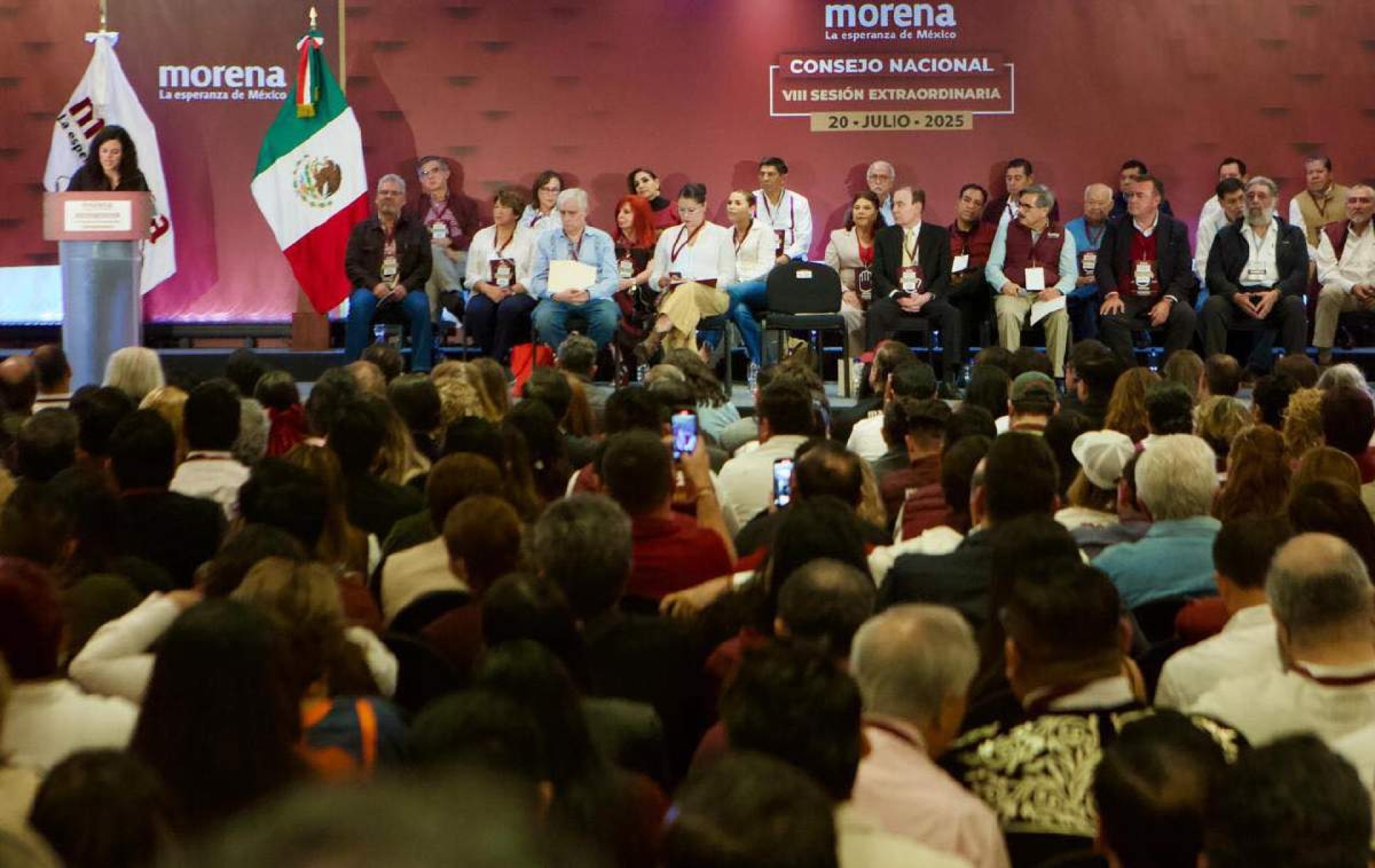 Las maromas de Morena