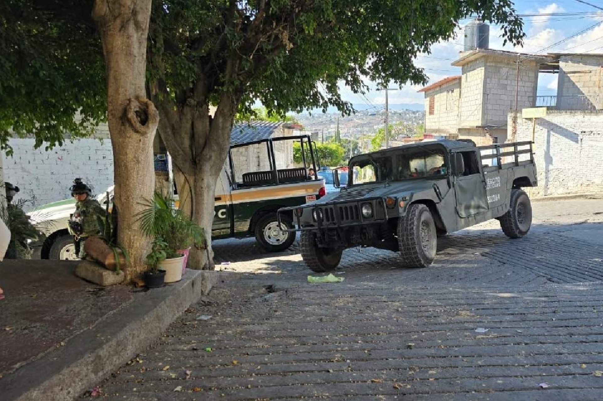 Balean a tres hombres en Zapata; uno murió