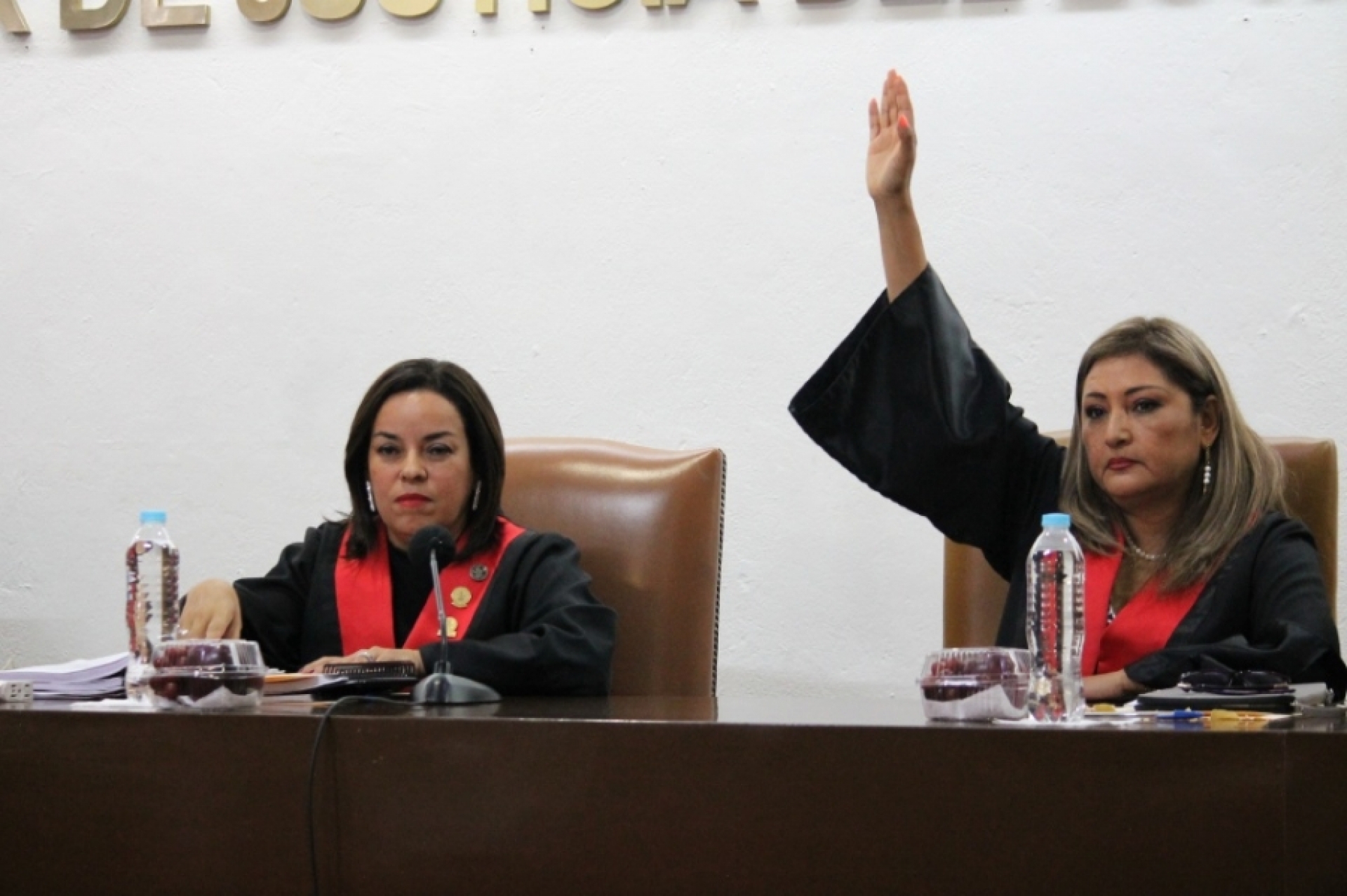 2 votos 2