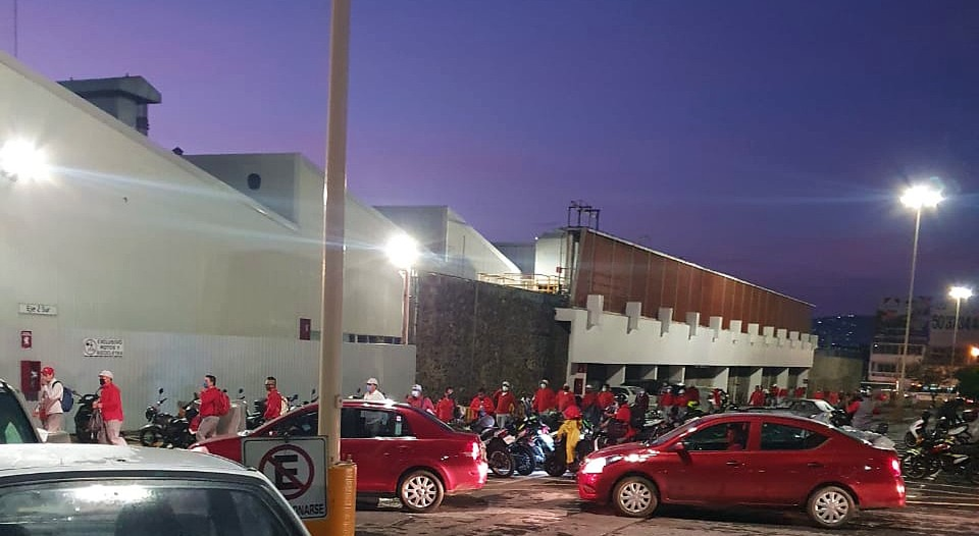 Reactivará empresa automotriz Nissan de manera total su producción, el 11 de junio