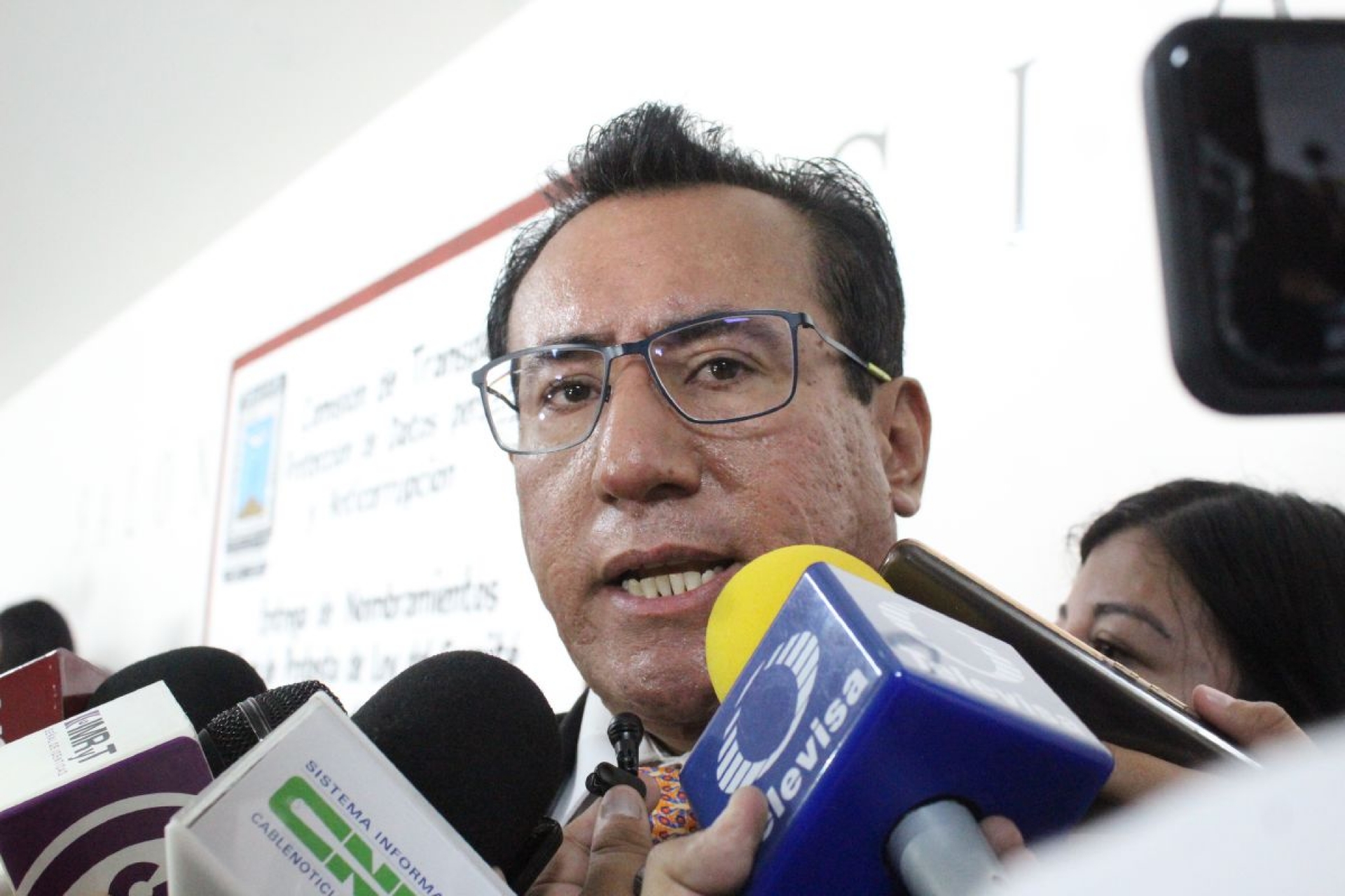 Involucran a un exdiputado más en desfalco