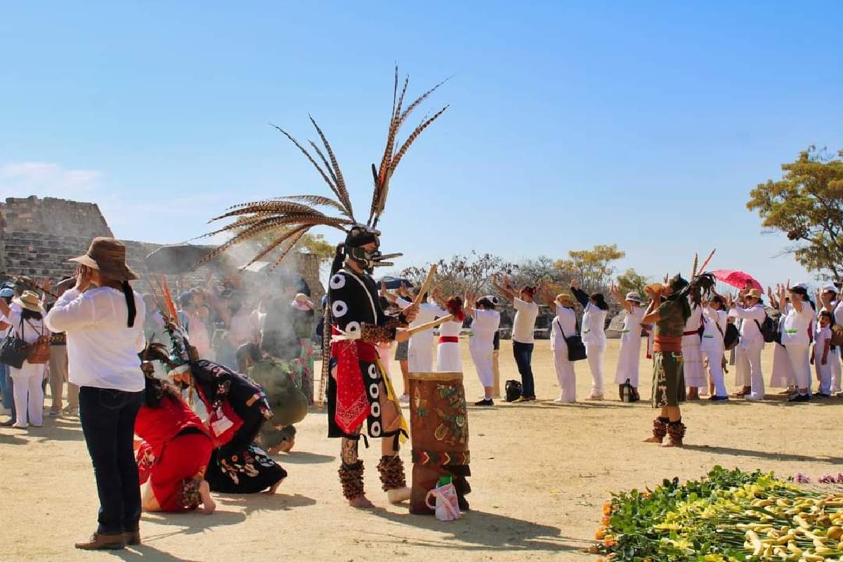 Celebran la 20ª edición de la Fiesta del Viento en la ZA de Xochicalco