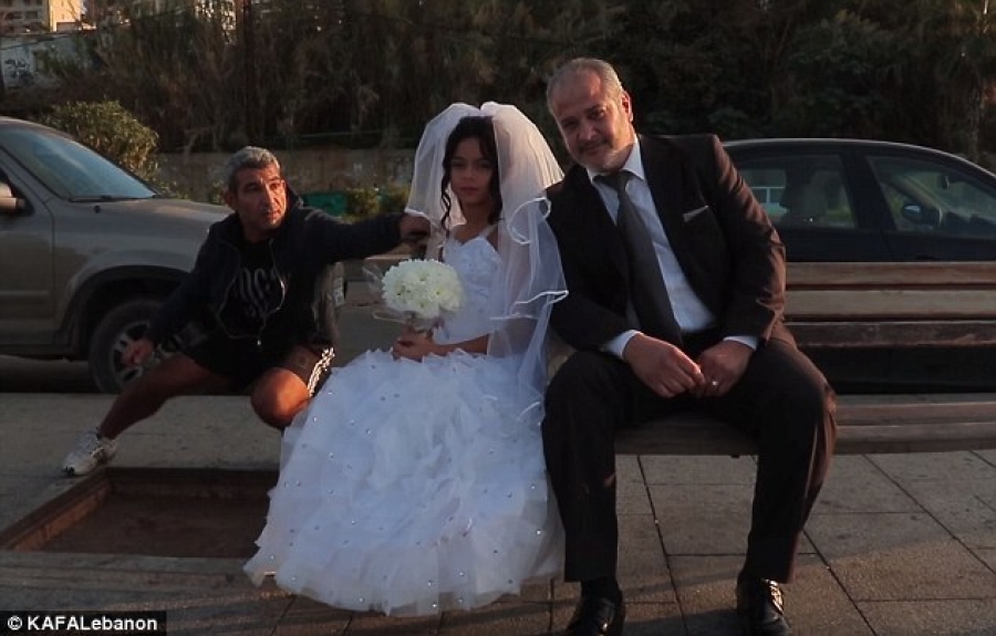 Un matrimonio deja impactado al público sin que nada puedan hacer
