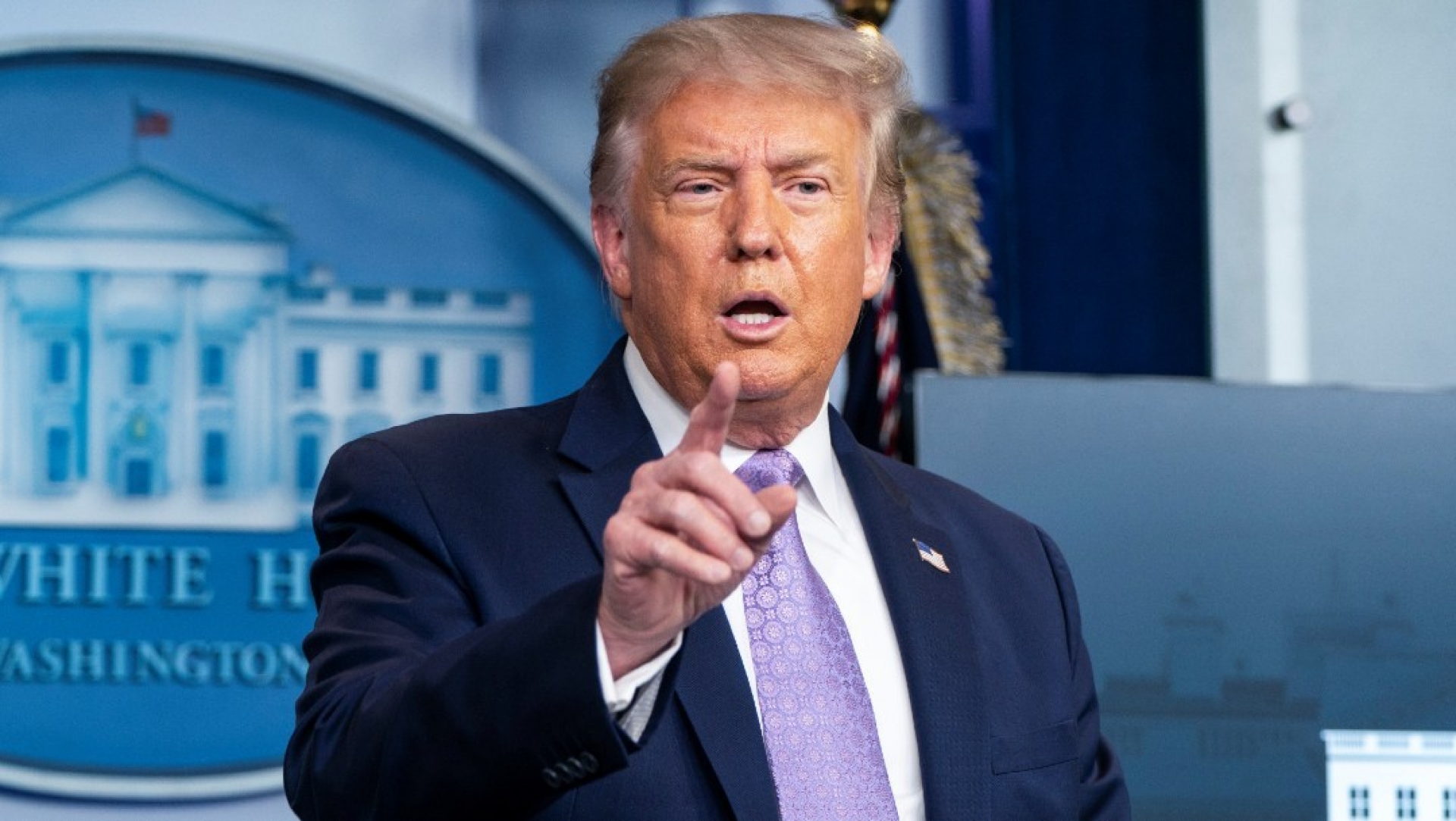 EEUU también está “muy cerca” de aprobar vacuna contra Covid-19: Trump