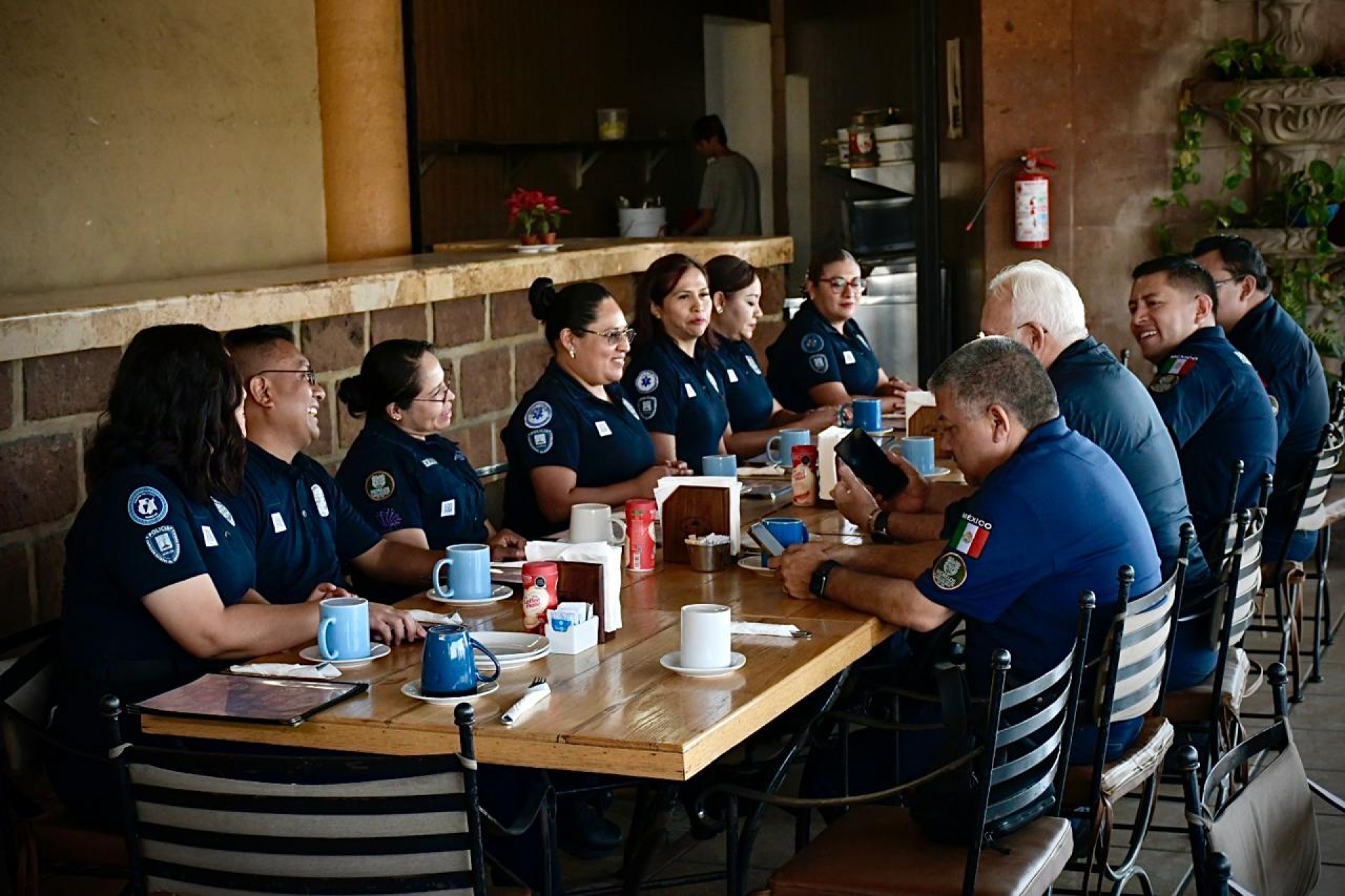 Reconoce SSPC labor de enfermeras y enfermeros del ERUM, que también forman parte de la dignificación policial
