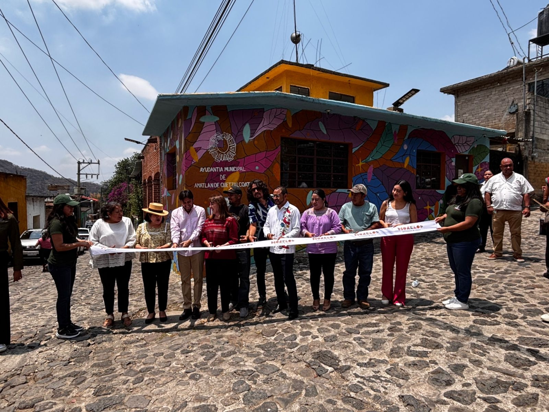 Inaugura gobernadora Margarita González Saravia murales del programa Rutas Mágicas de Color, en Tepoztlán