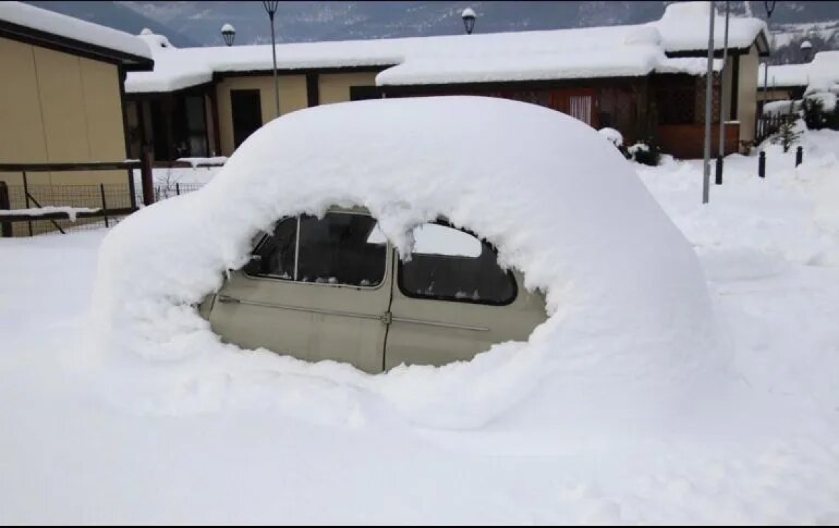 Fuerte temporal con lluvias y nieve mantiene cerradas escuelas y carreteras de Italia