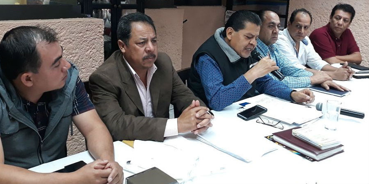 Asegura Flores Amilpa ser líder del sindicato de la empresa Bridgestone Firestone