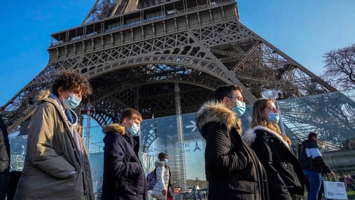 OMS advierte "ola de contagios" por Ómicron en países de Europa