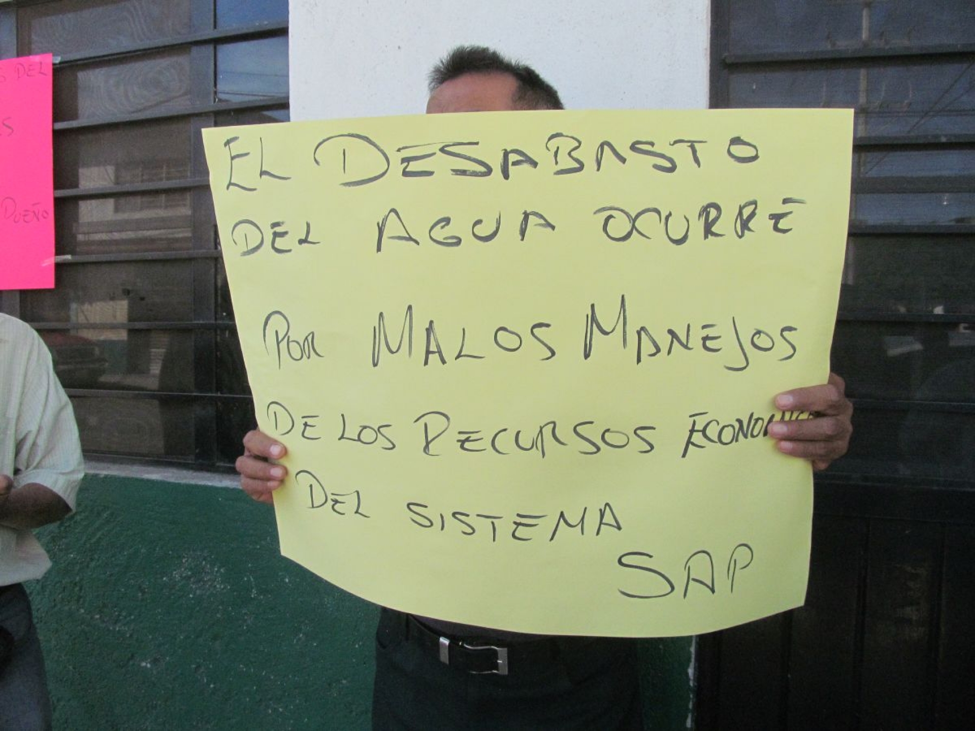 Gobierno estatal intervendrá en el problema del agua en Zacatepec