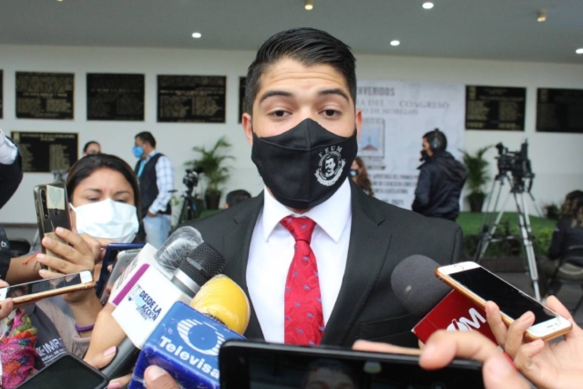 Si hay huelga, deben mantenerse las clases