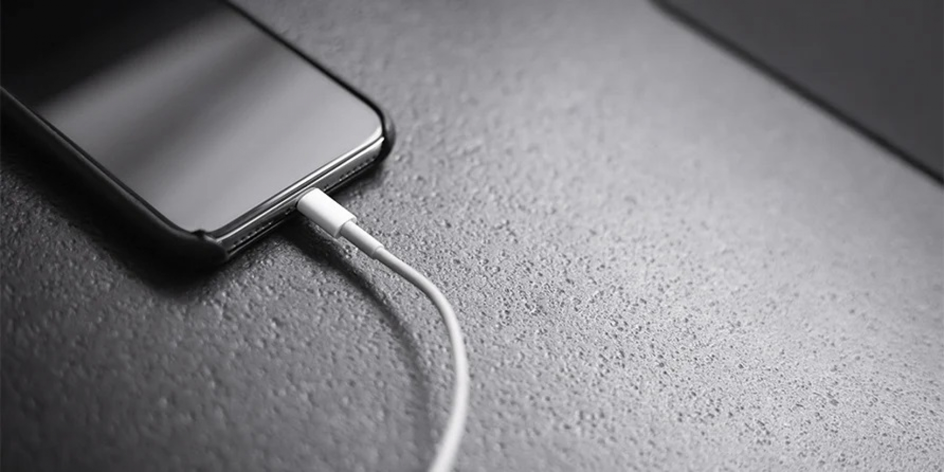 Así debes cargar tu teléfono si quieres aumentar la vida útil de la batería